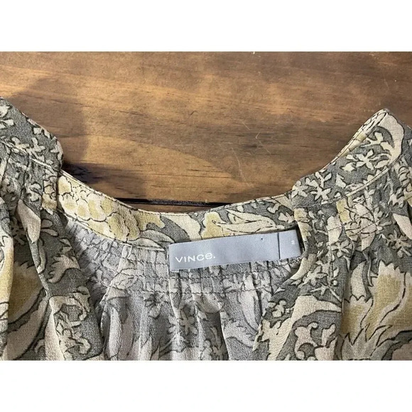 VINCE 100% Silk Blouse Sheer Vintage Botanical Print Size Medium - Picture 3 of 13